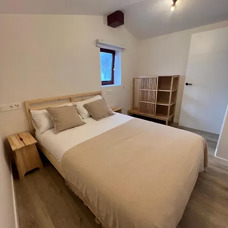Atico De 2 Con Parking Privado, Irun Apartment *