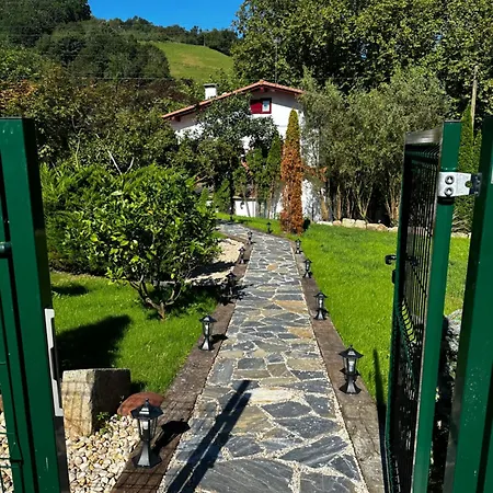 Apartmán Atico De 2 Con Parking Privado, Irun Anaca